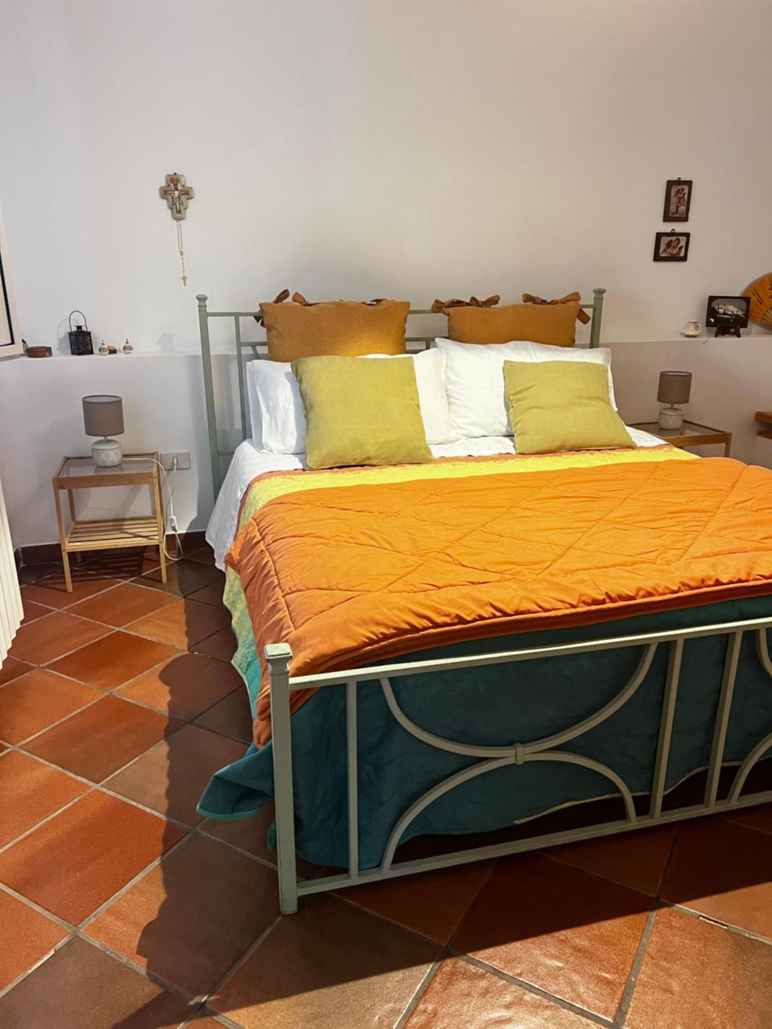 A Casa Di Giacomo Остуни Экстерьер фото